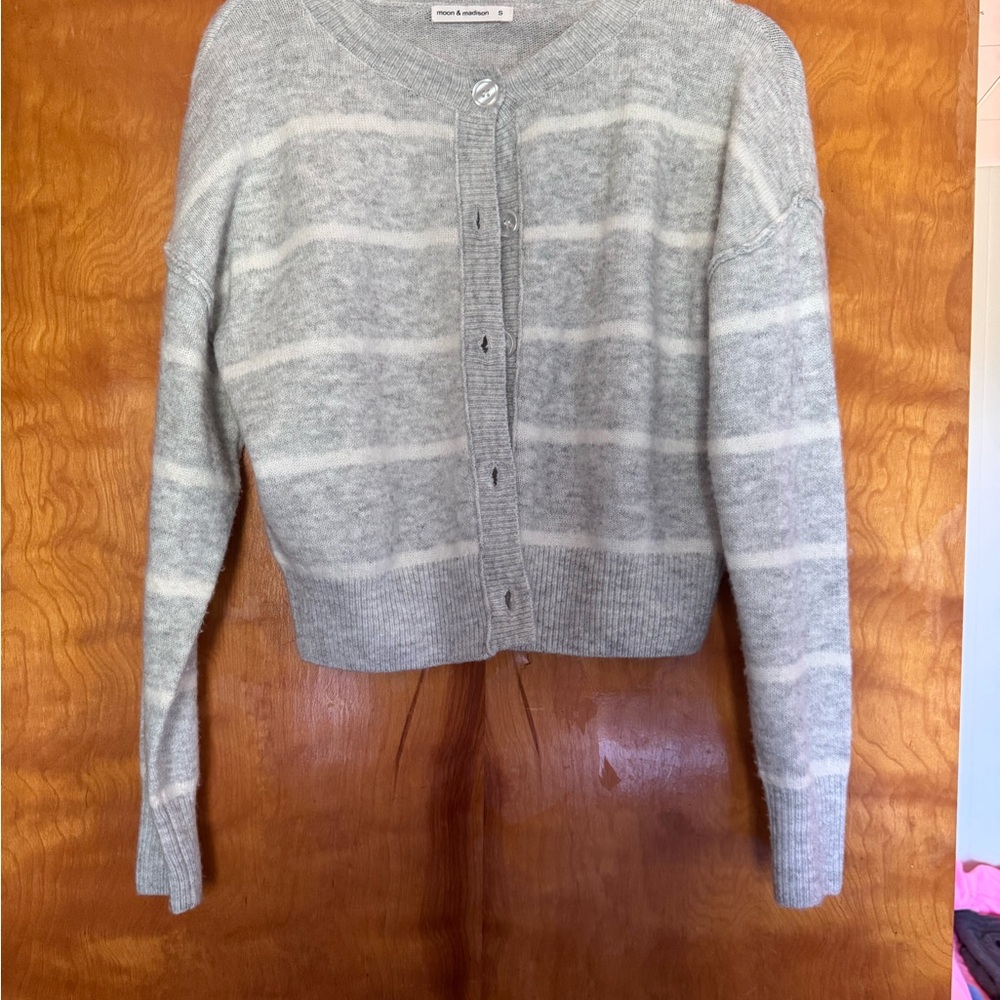 Moon & Madison Gray and White Striped Cardigan